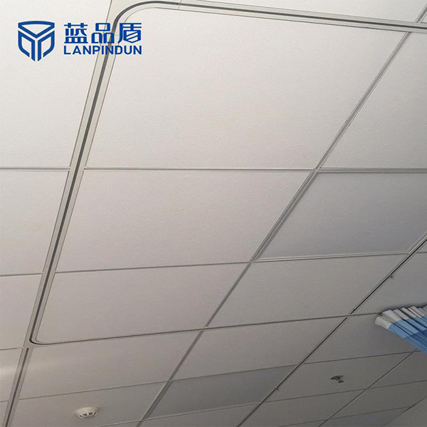 病房輸液軌道有多少配件？【藍(lán)品盾】